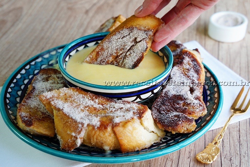 Rabanada com creme de canela