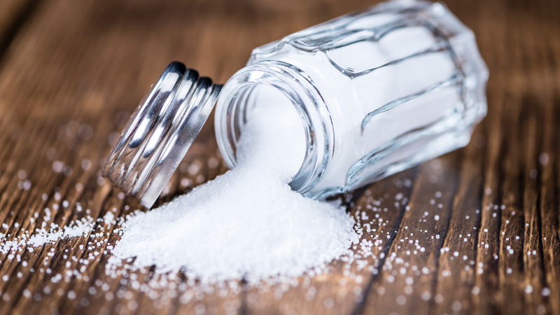 Mês da Prevenção e Combate a Hipertensão Arterial: 7 dicas para reduzir o consumo de sal no dia a dia